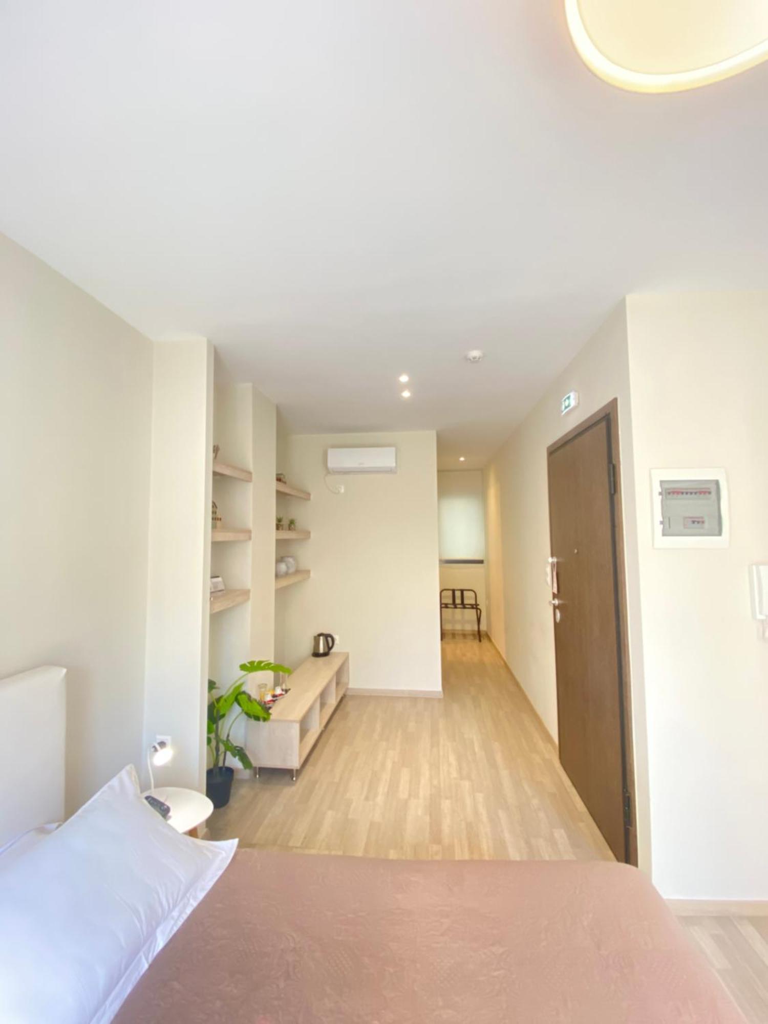 Tins Hotel City - Athens Exterior photo